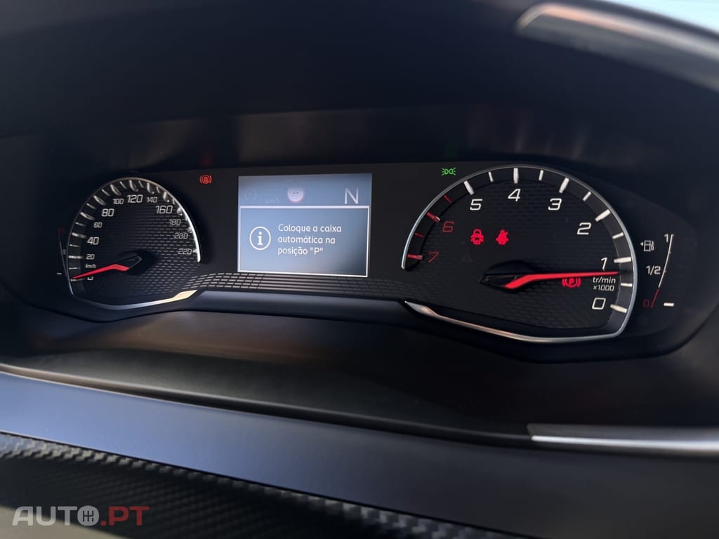 Peugeot 2008 1.2 PureTech Allure Pack EAT8