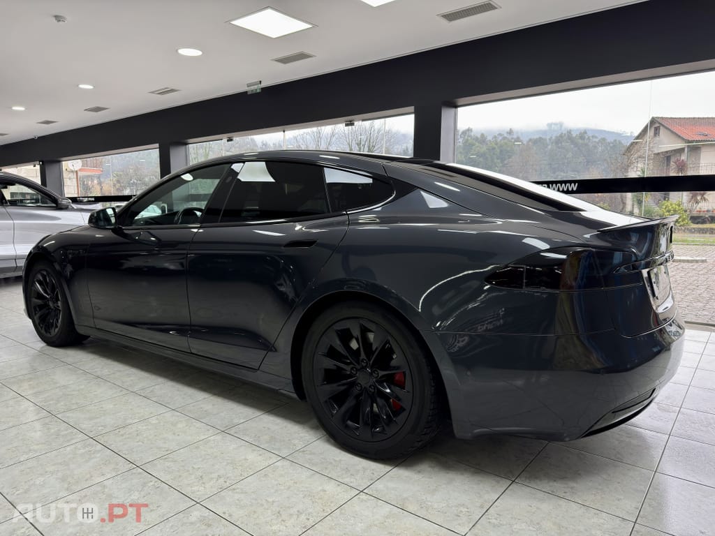 Tesla Model S ND