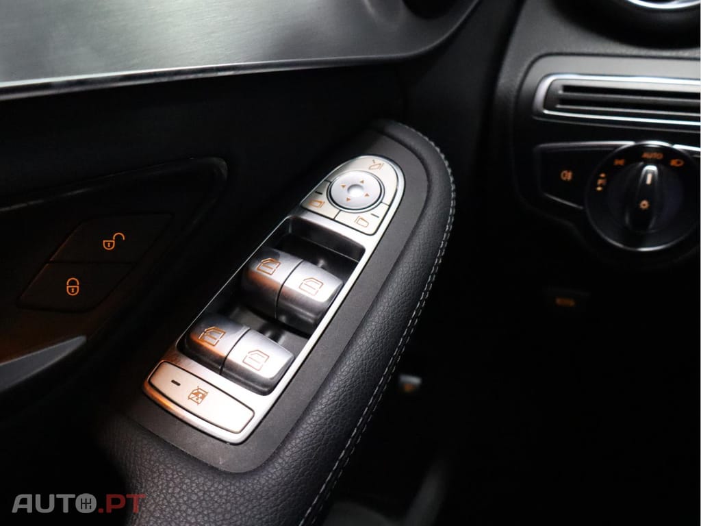 Mercedes-Benz C 300 de Avantgarde