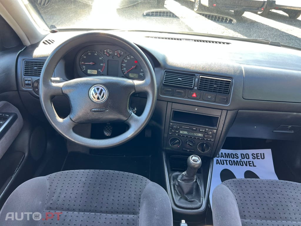 Volkswagen Golf 1.4i Confortline