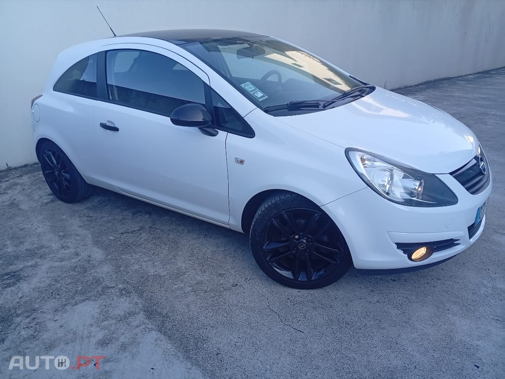 Opel Corsa 1.4 Black Edition