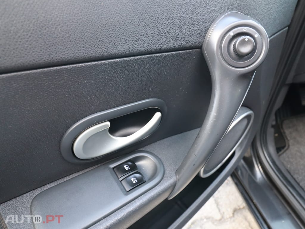 Renault Clio 16v