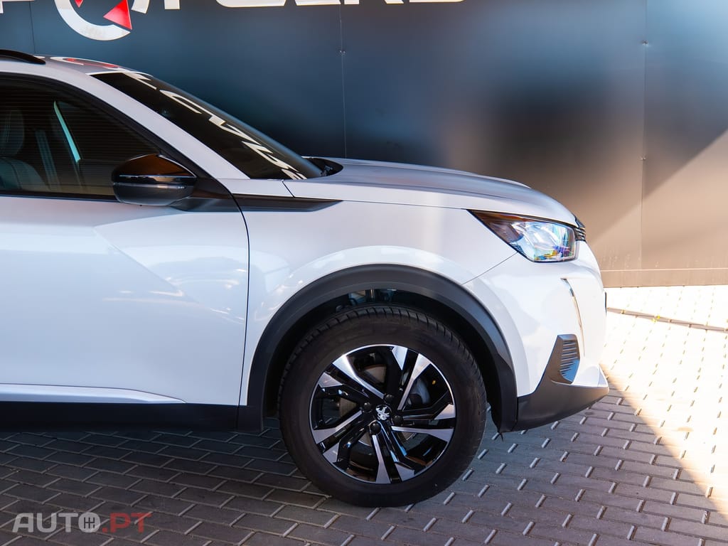 Peugeot 2008 1.2 PureTech Allure Pack EAT8