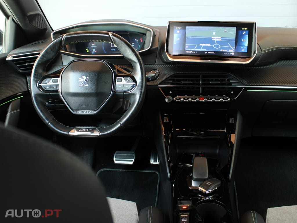 Peugeot E-208 50 kWh GT Pack