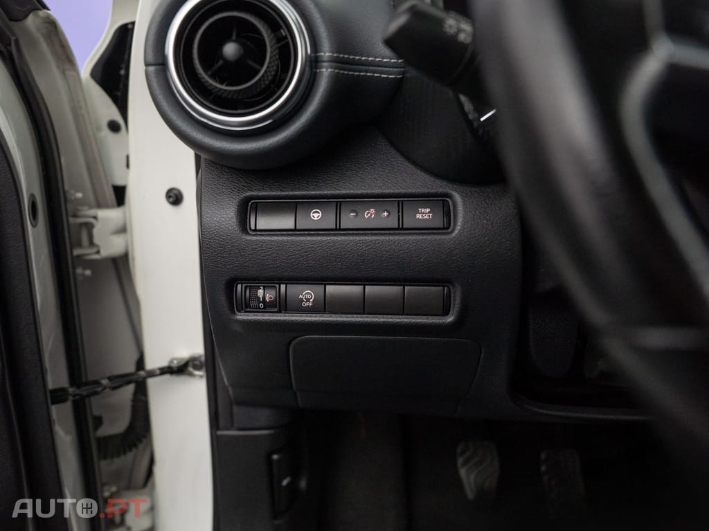 Nissan Juke 1.0 DIG-T Tekna
