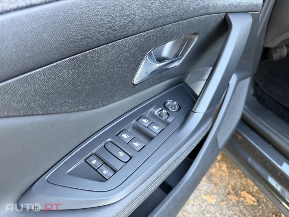 Peugeot 408 1.6 Hybrid GT e-EAT8