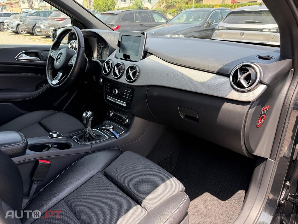 Mercedes-Benz B 180 d Urban