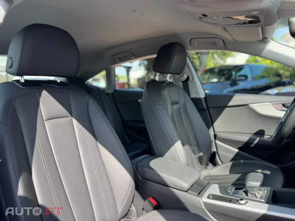 Audi A5 30 TDI S tronic