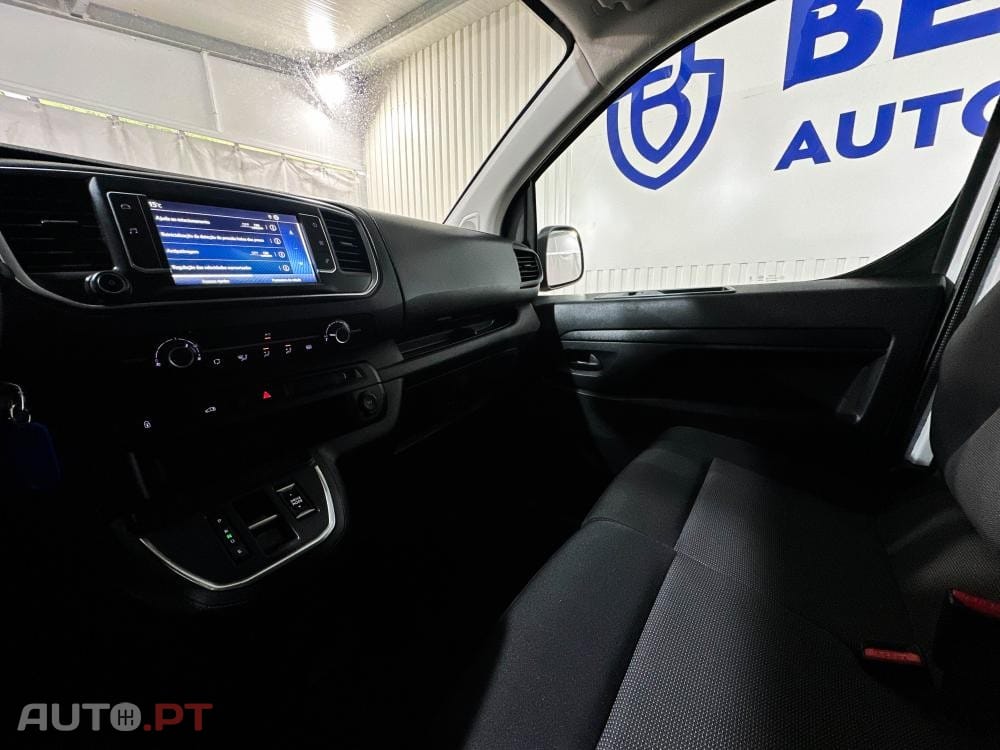 Toyota Proace Eletric 75kWh 136cv Business Line