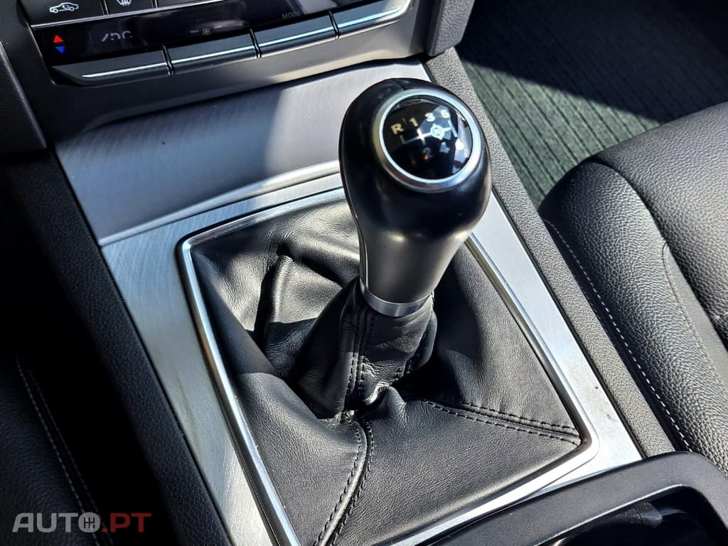 Mercedes-Benz E 220 CDi BlueEfficiency