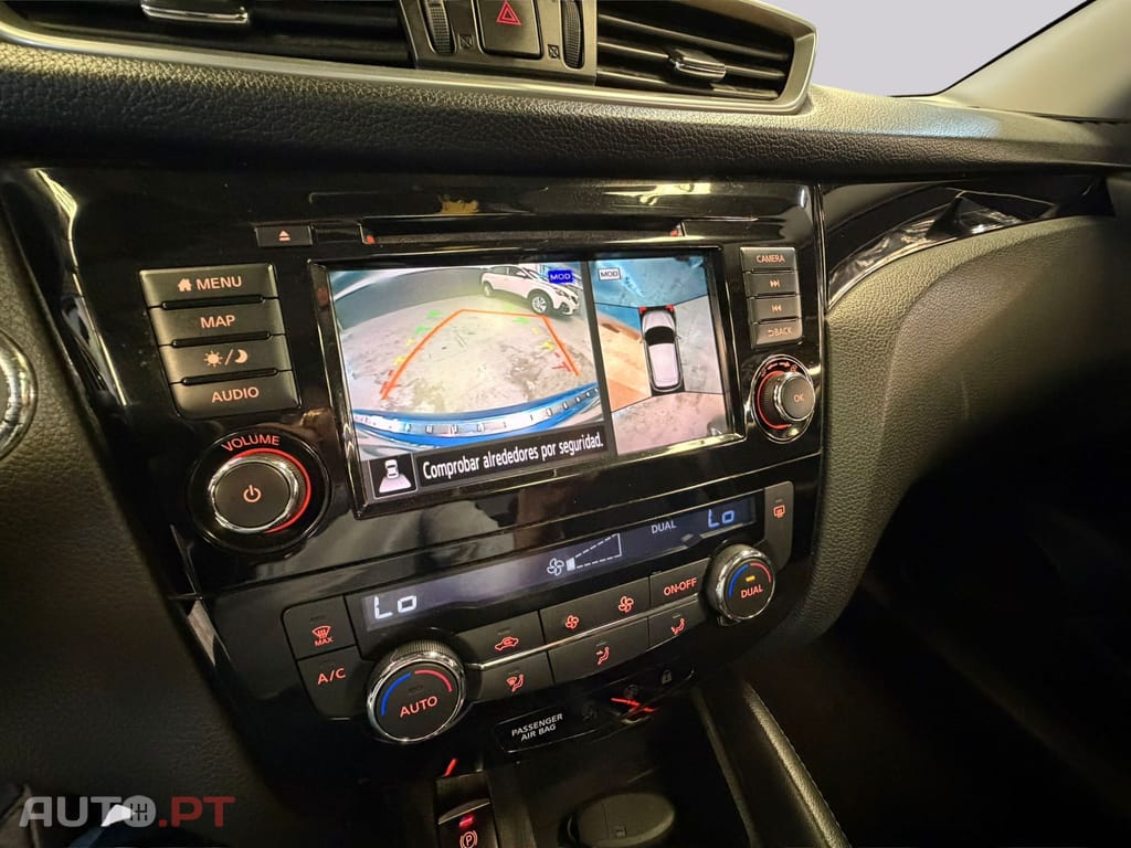 Nissan Qashqai 1.3 DIG-T N-Connecta