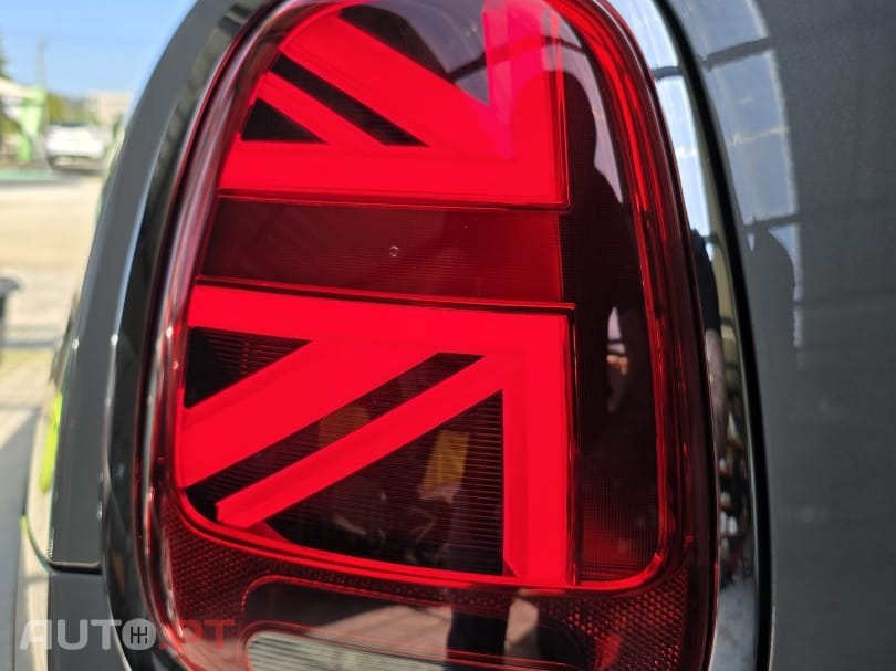 MINI Cooper ONE FIRST