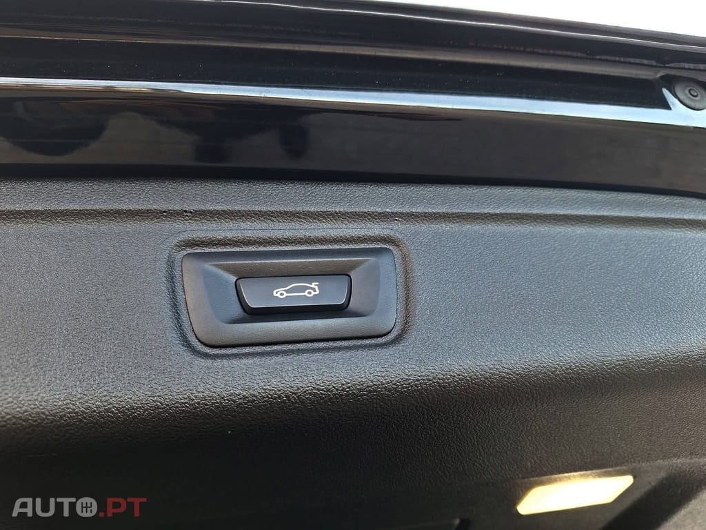 BMW 320 d Touring Line Sport Auto 8