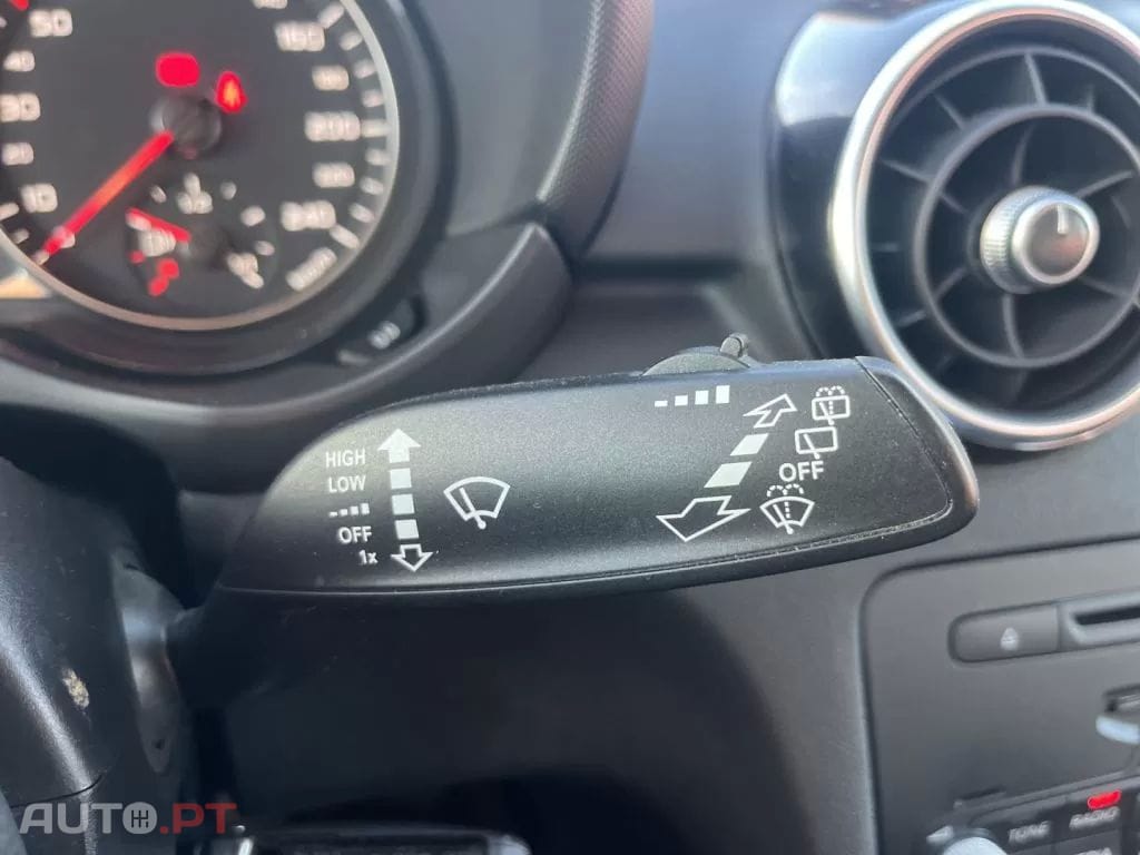 Audi A1 1.2 TFSI S line edition