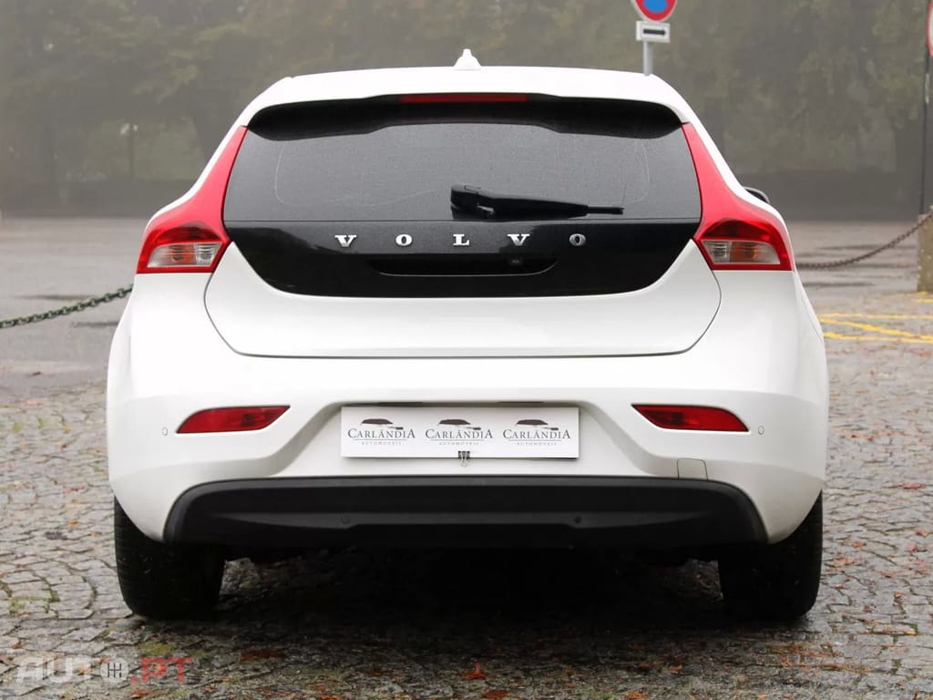Volvo V40 1.6 D2 Momentum Eco