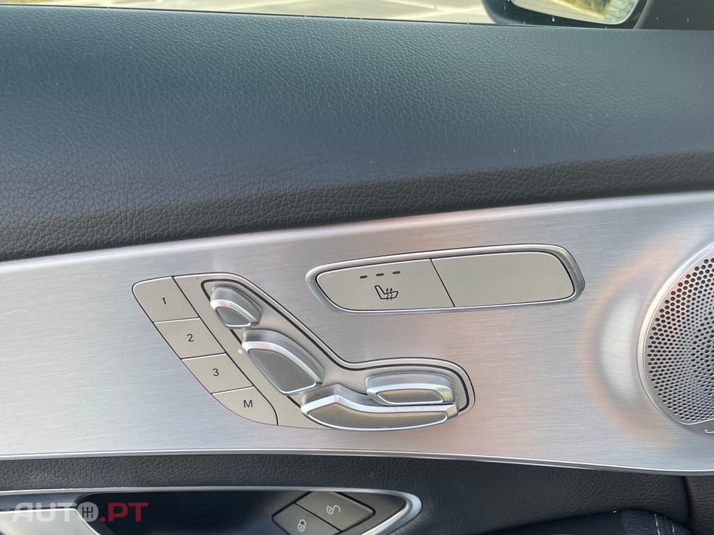 Mercedes-Benz C 220 AMG
