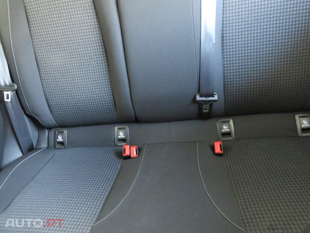 Peugeot 308 1.5 BlueHDi Business Line