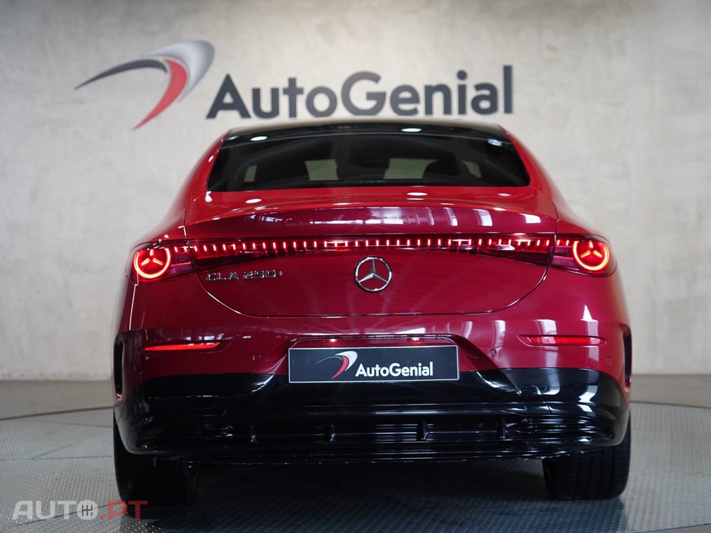 Mercedes-Benz CLA 250 com tecnologia EQ