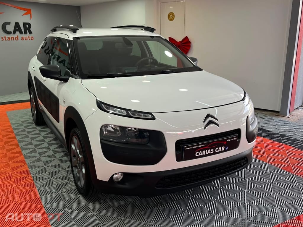 Citroen C4 Cactus 1.6 BlueHDi Shine