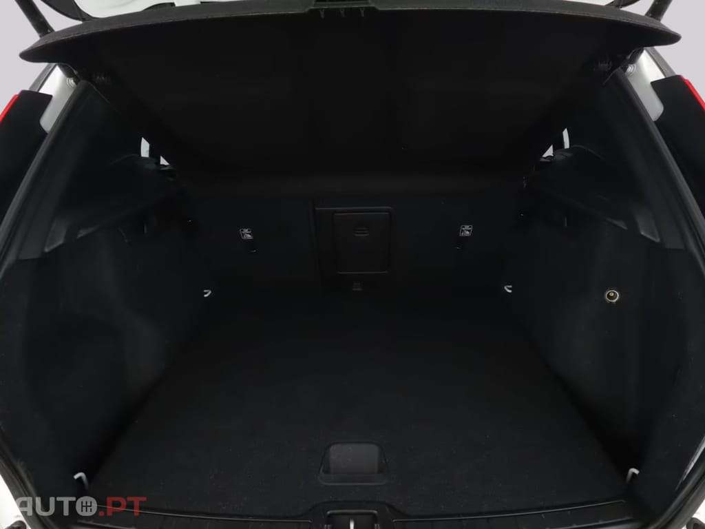 Volvo XC40 T5 Recharge R Design I.V.A DEDUTIVEL