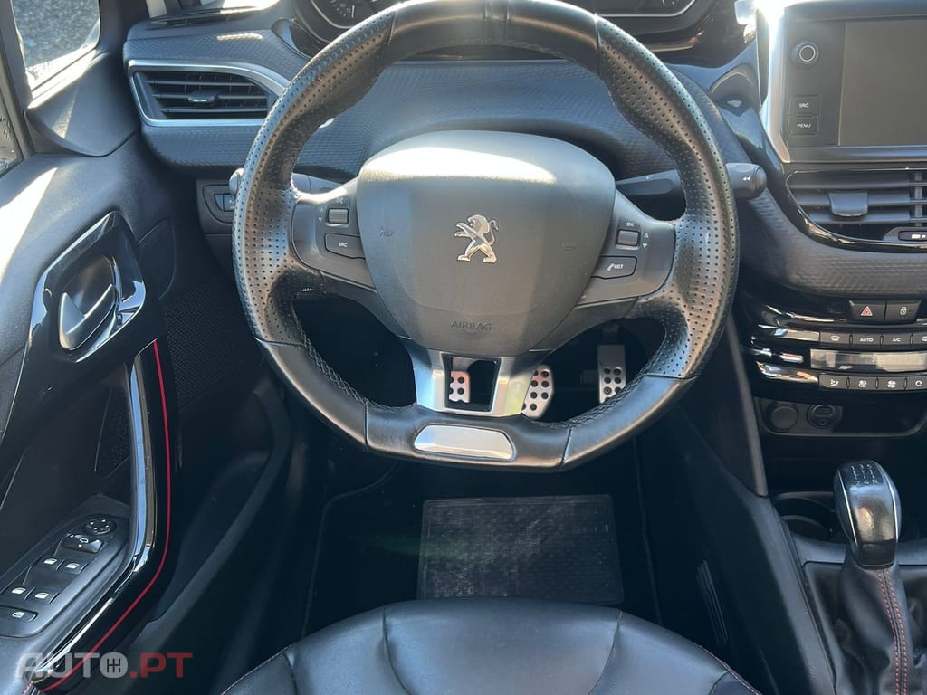 Peugeot 208 1.2 PureTech GT Line