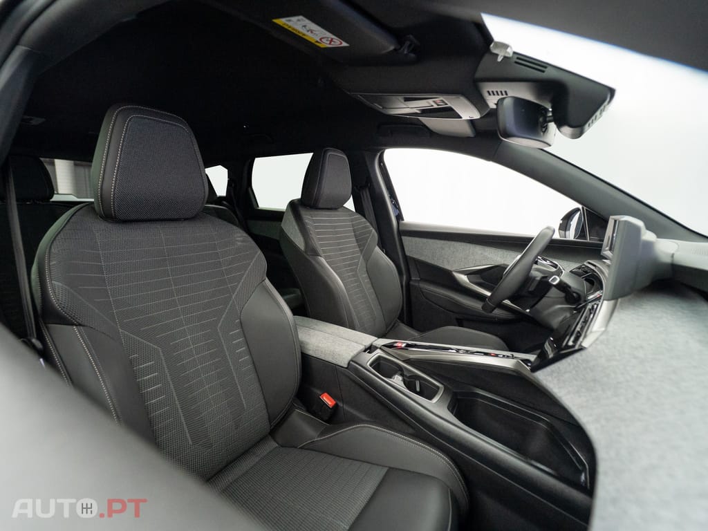 Peugeot 5008 1.2 Hybrid Allure e-DCS6