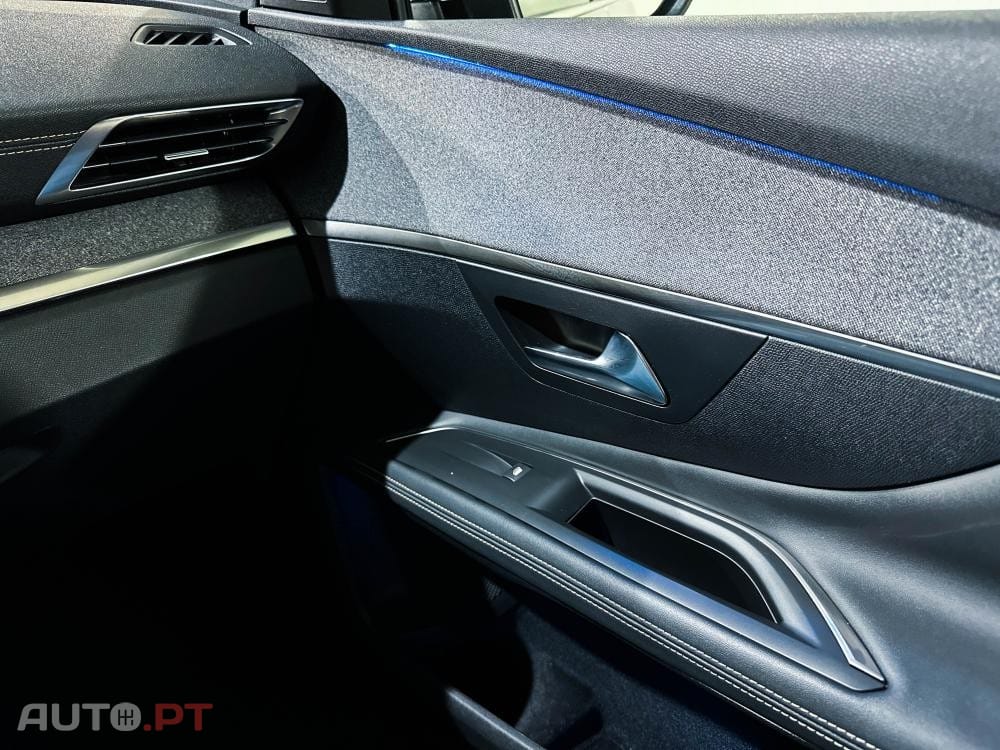 Peugeot 3008 1.6 PureTech GT EAT8