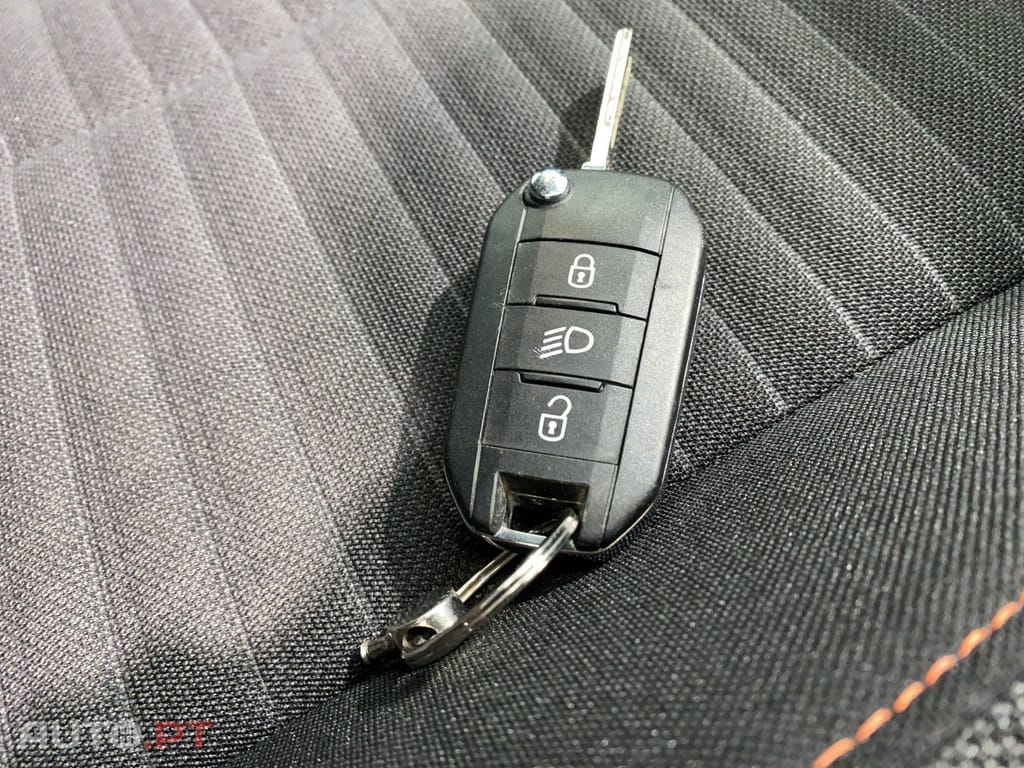 Peugeot 208 1.2 PureTech Active Pack
