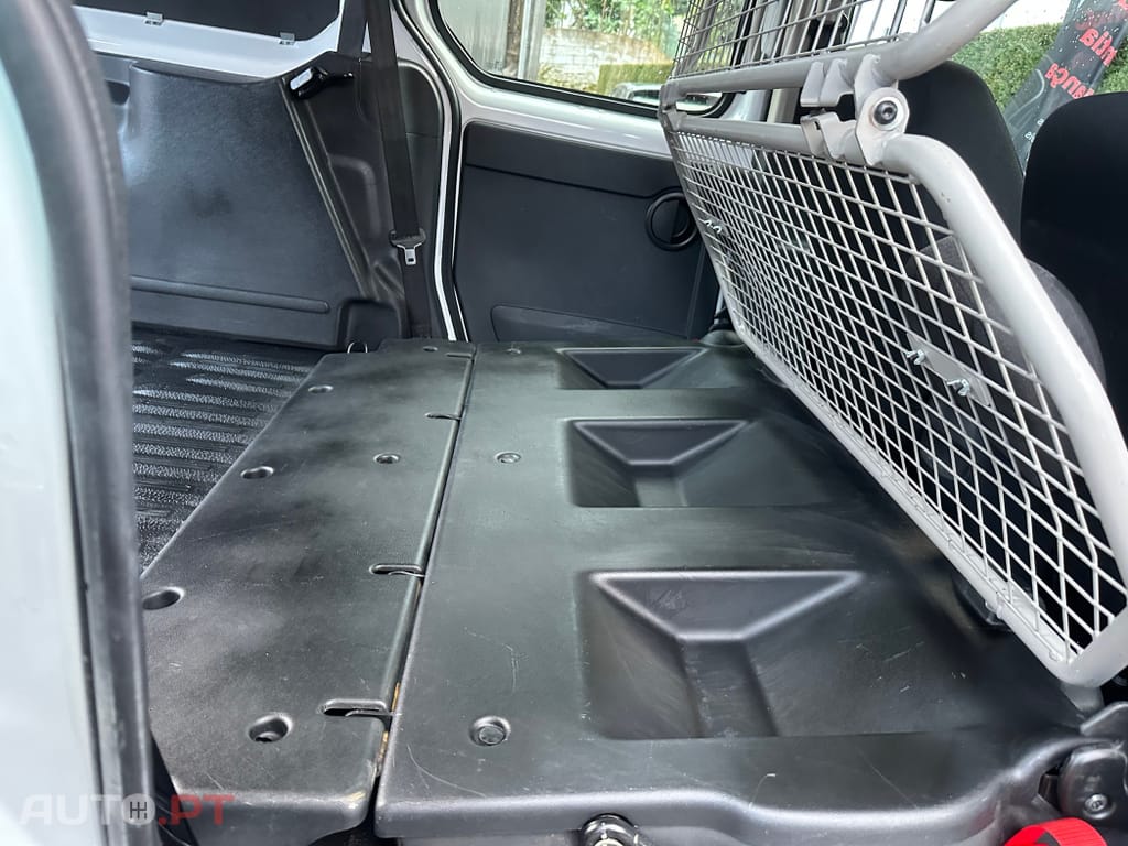 Renault Kangoo 1.5 dCi Maxi Business 5Lug. ligeiro misto