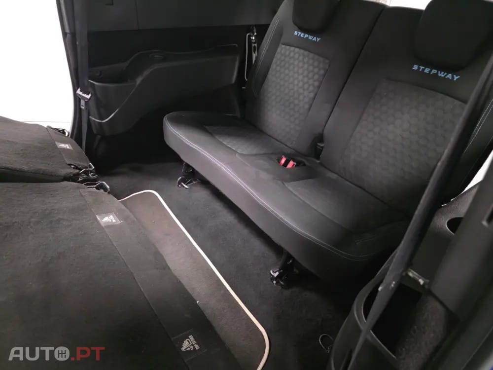 Dacia Lodgy 1.5 dCi Stepway 7L