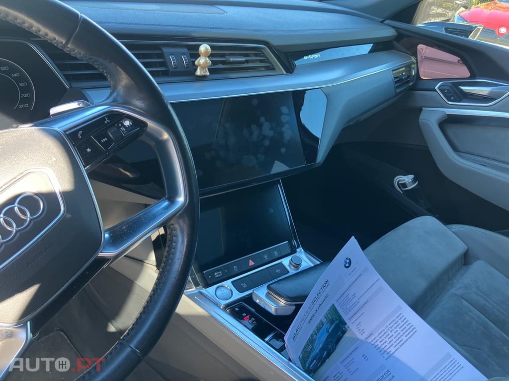 Audi E-Tron 55 quattro Advanced