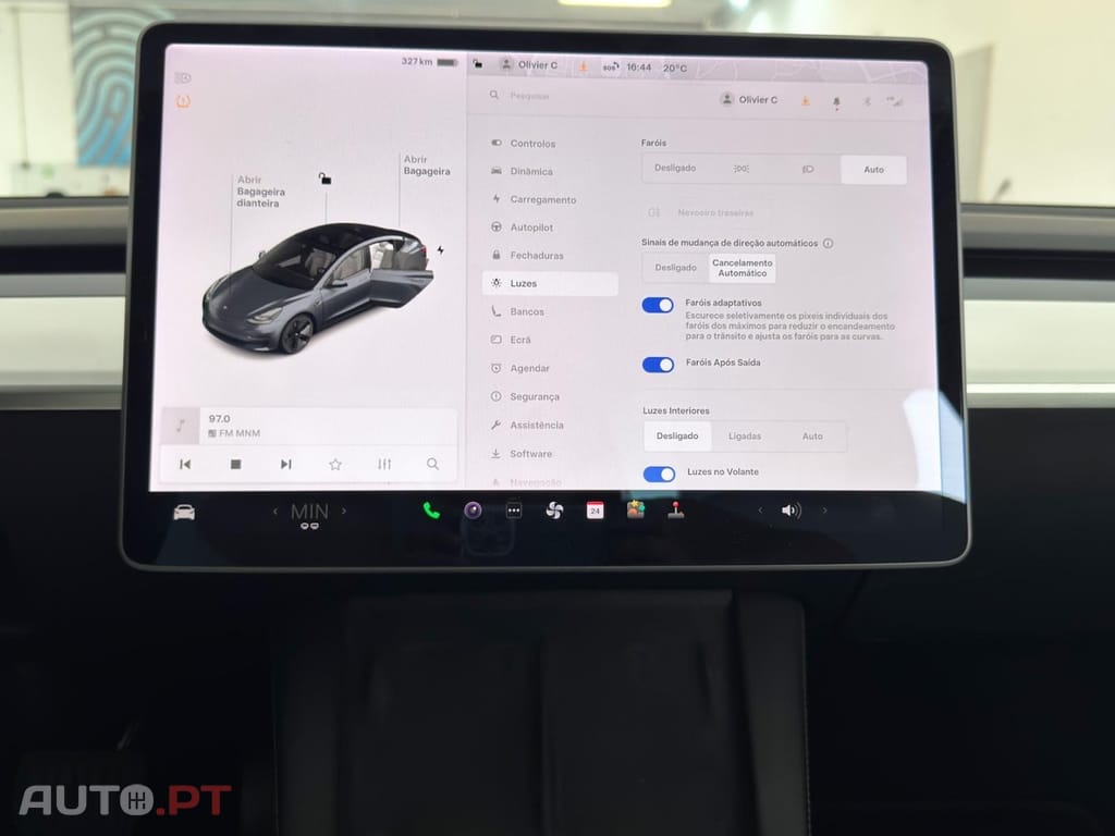 Tesla Model 3 RWD PLUS AUTO