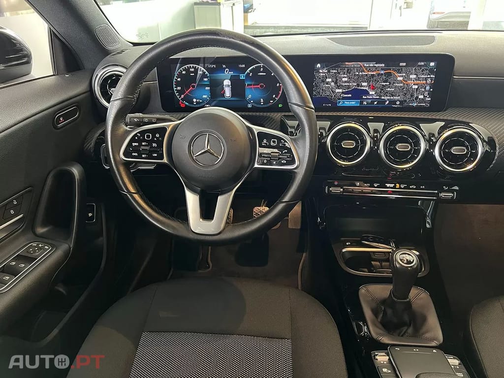 Mercedes-Benz CLA 180 d Shooting Brake Business Solutions