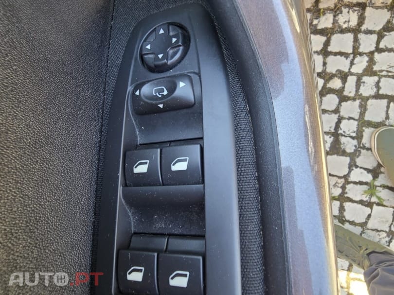 Peugeot 2008 1.2 PureTech Style