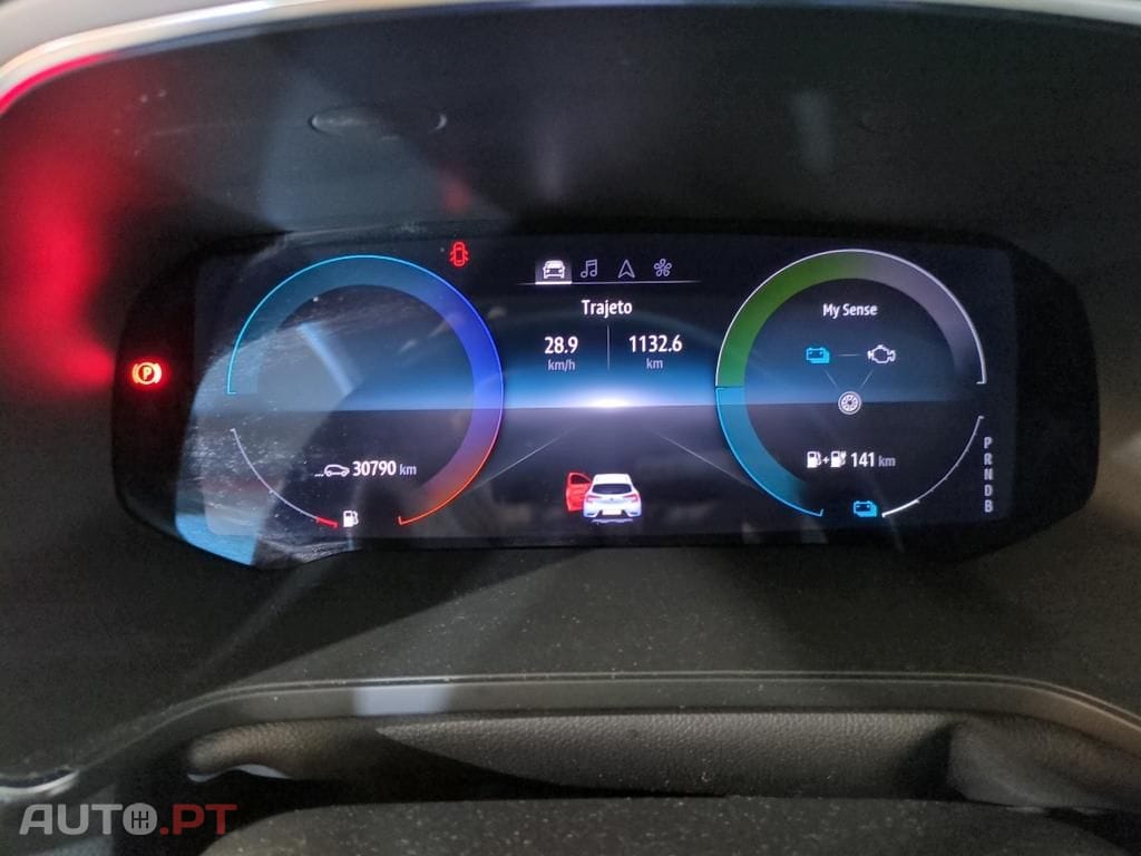 Renault Captur 1.6 E-Tech Plug-In Intens