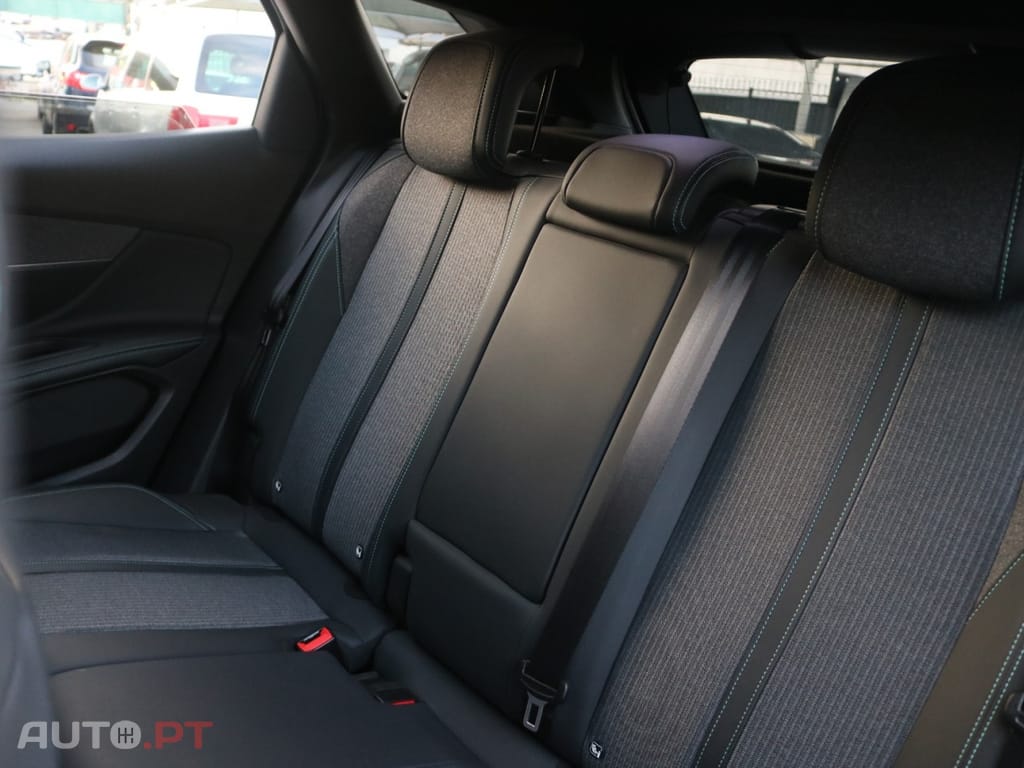 Peugeot 3008 1.5 BlueHDi Allure Pack EAT8