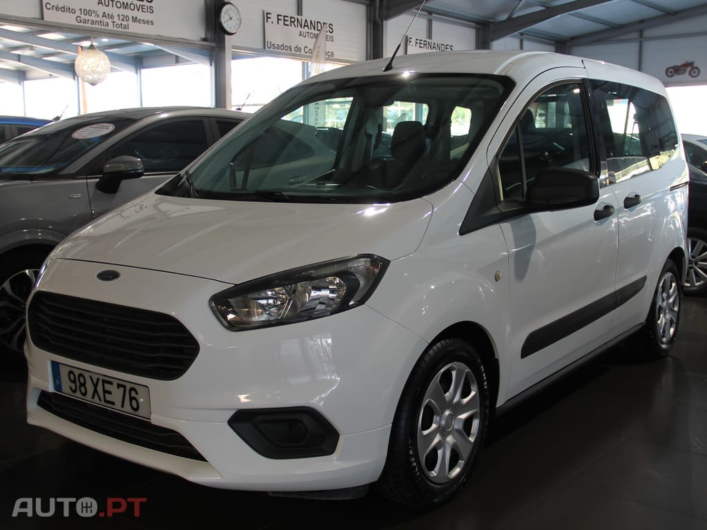 Ford Tourneo 5 LUGARES