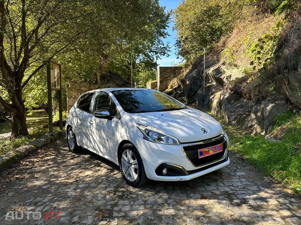 Peugeot 208 1.2 PureTech Style