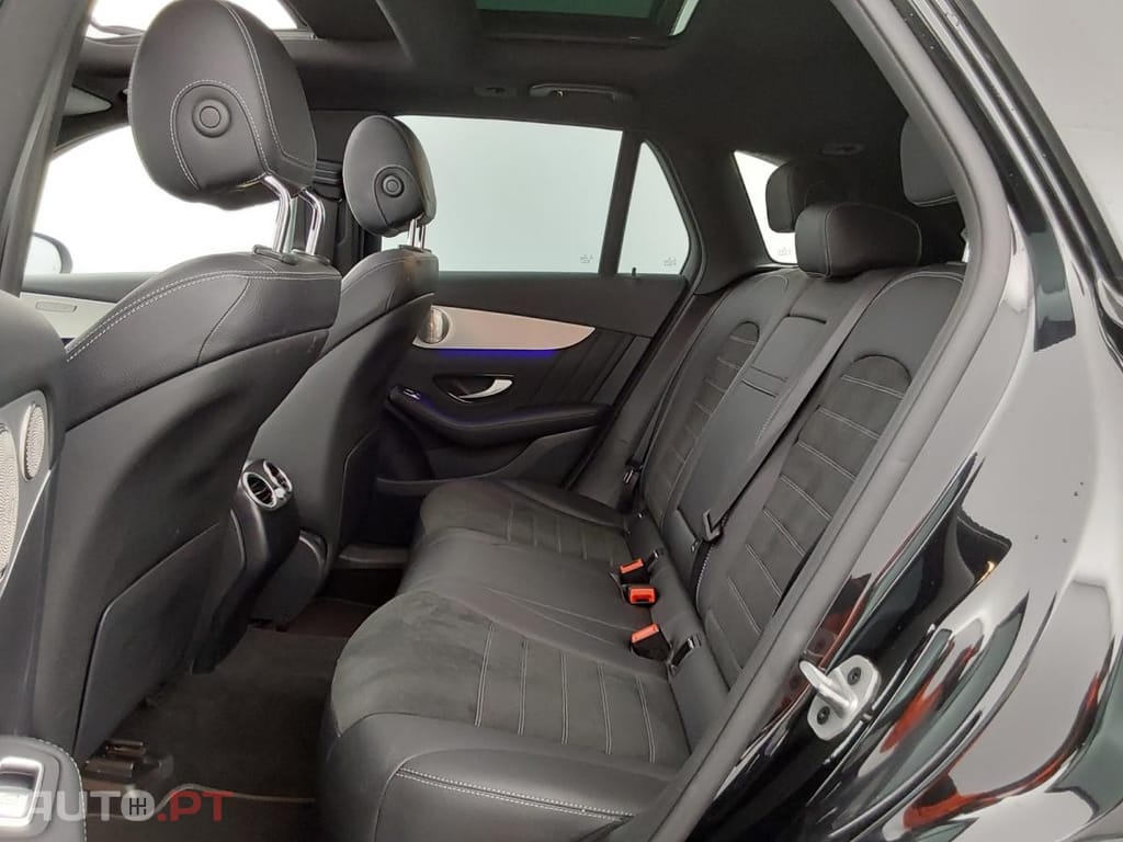 Mercedes-Benz GLC 300 e 4Matic 9G-TRONIC AMG Line