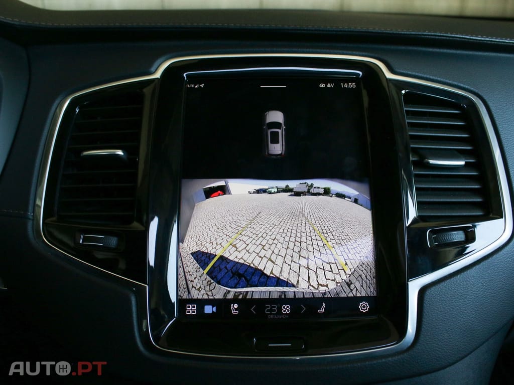 Volvo XC90 2.0 T8 PHEV Core AWD