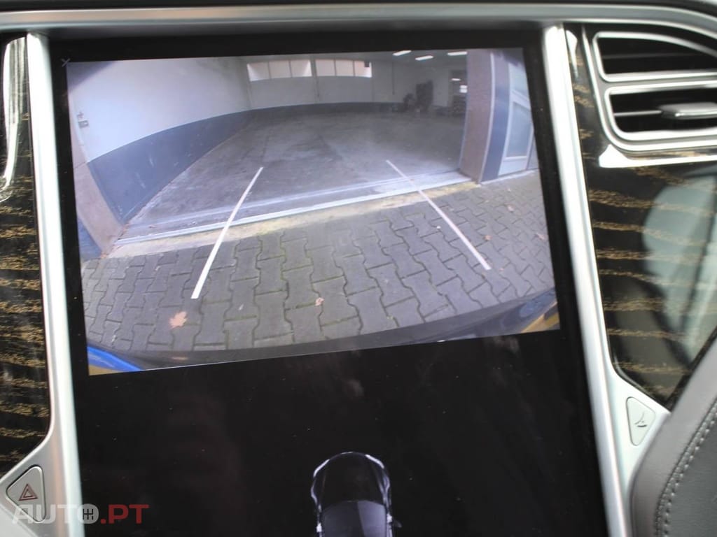 Tesla Model S 75D