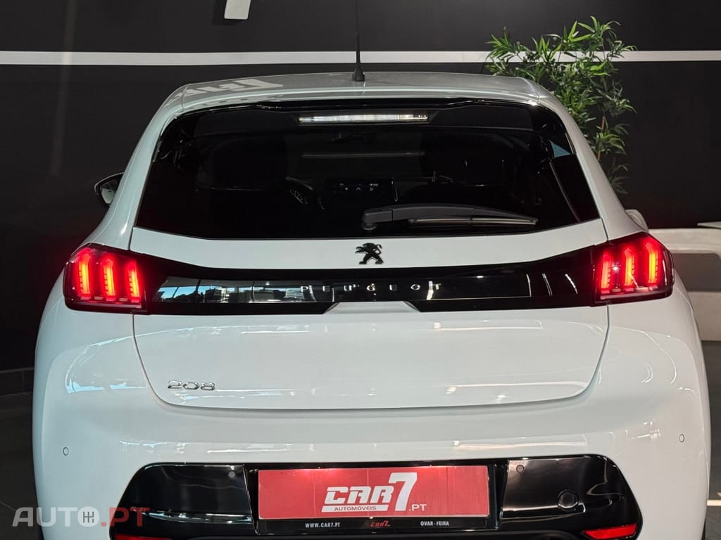 Peugeot 208 1.2 PureTech Allure Pack EAT8