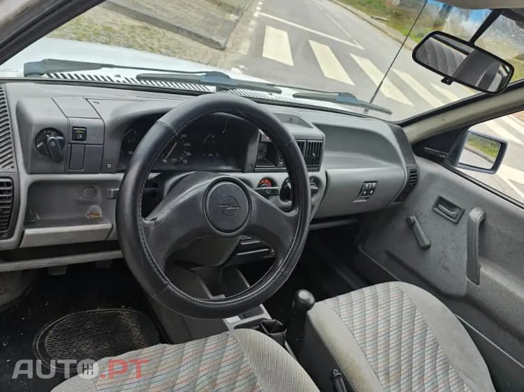 Opel Corsa Swing