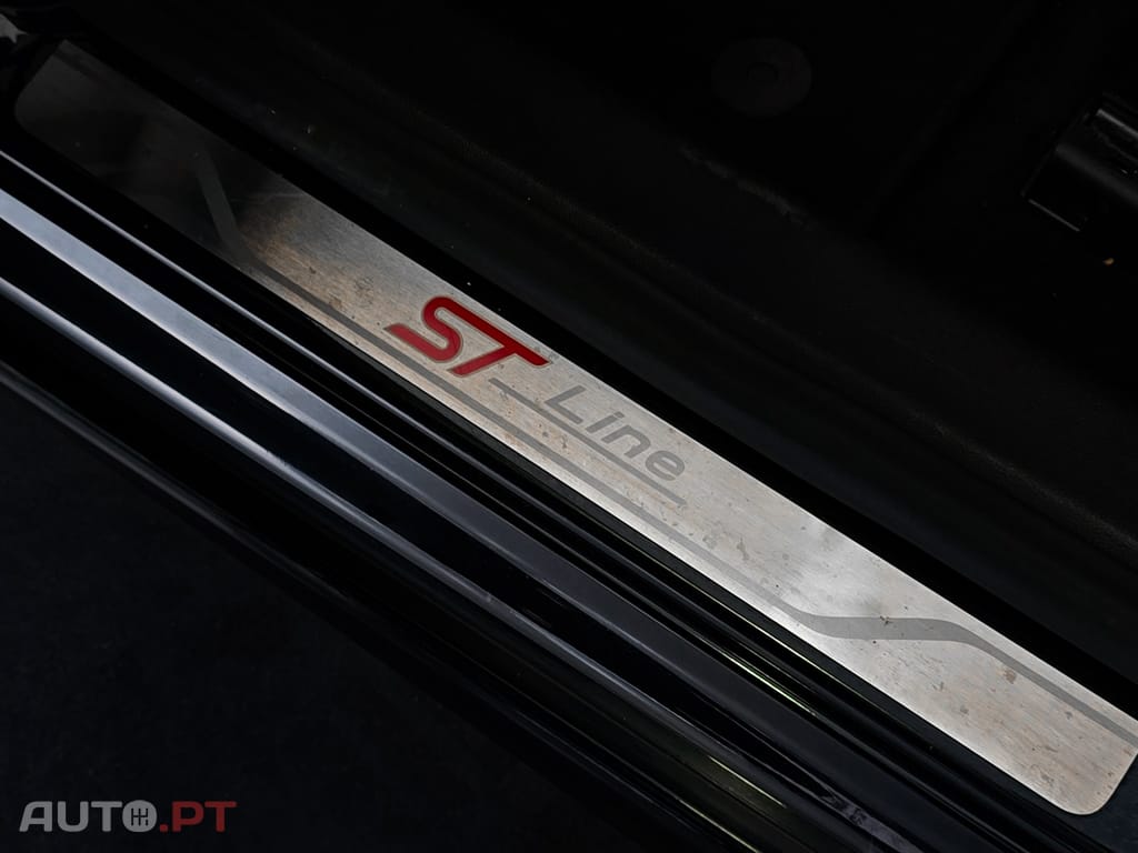 Ford Focus SW 1.0 Ecoboost Hybrid 125 cv SW ST-Line