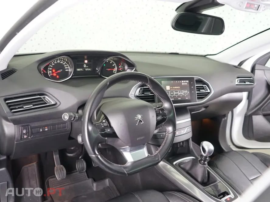 Peugeot 308 SW 1.2 PureTech Allure Pack