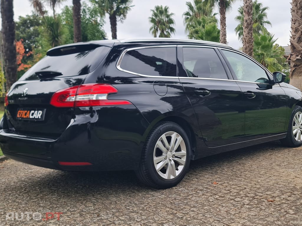 Peugeot 308 1.6 BlueHDi Allure J17
