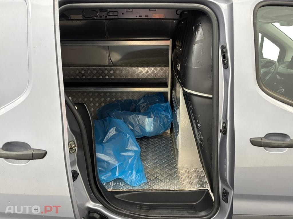 Peugeot Partner 1.5 BlueHDi Premium Longa