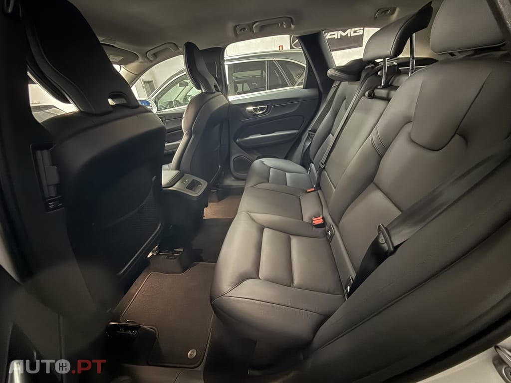 Volvo XC60 2.0 B4 Core