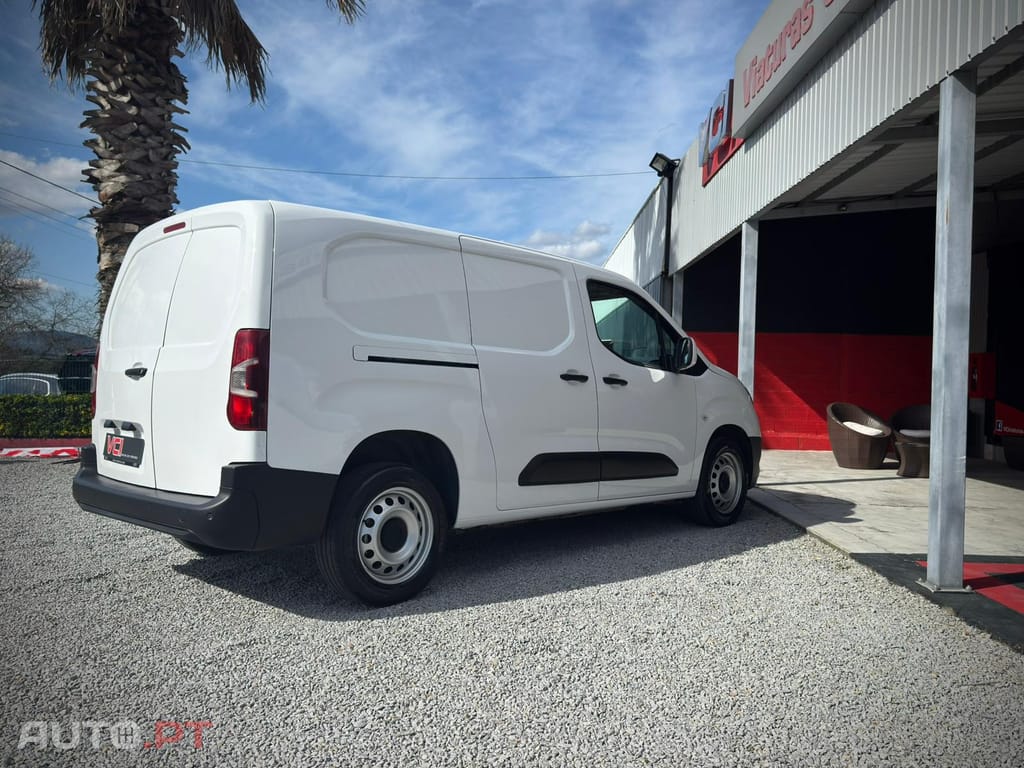 Opel Combo 1.5 CDTI 3 LUG. LONGA ENJOY