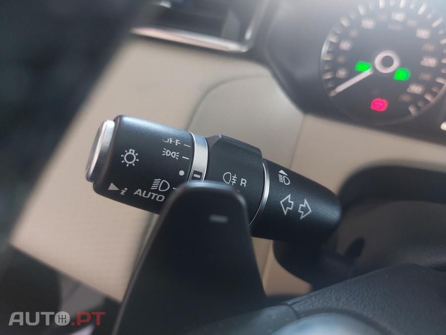 Land Rover Velar 2.0 D R-Dynamic S